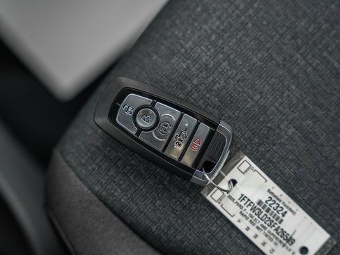 New 2025 Ford F150 XLT w/ Equipment Group 303A High image 43