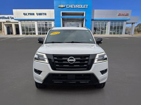 Used 2024 Nissan Armada SL w/ Midnight Edition Package RWD image 2