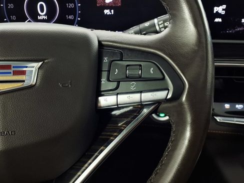 Used 2021 Cadillac Escalade Premium Luxury RWD image 22