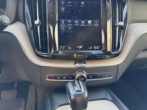 Used 2021 Volvo XC60 T5 Inscription w/ Advanced Package image 29