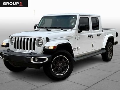 Certified 2021 Jeep Gladiator Overland w/ Popular Equipment Package