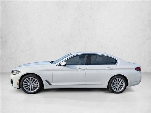 Certified 2023 BMW 530i w/ Convenience Package image 9