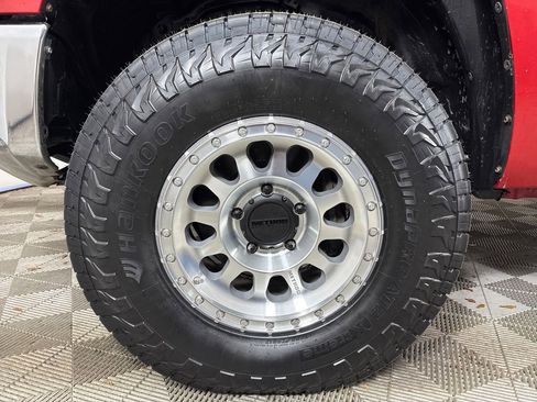 Used 2015 Toyota Tundra SR5 w/ SR5 Upgrade Package image 12