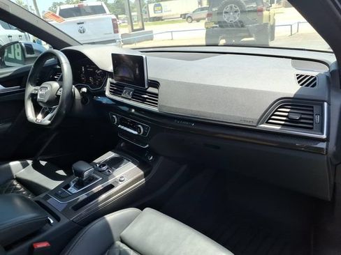 Used 2020 Audi SQ5 Premium Plus w/ Premium Plus Package AWD/4WD image 17