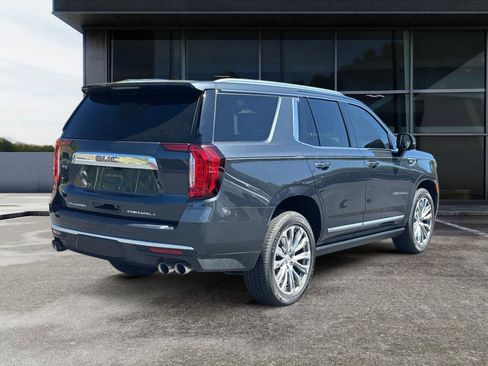 Used 2021 GMC Yukon Denali w/ Denali Premium Package AWD/4WD image 5