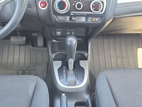 Used 2015 Honda Fit EX image 24