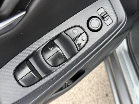 Used 2024 Nissan Sentra SV FWD image 22