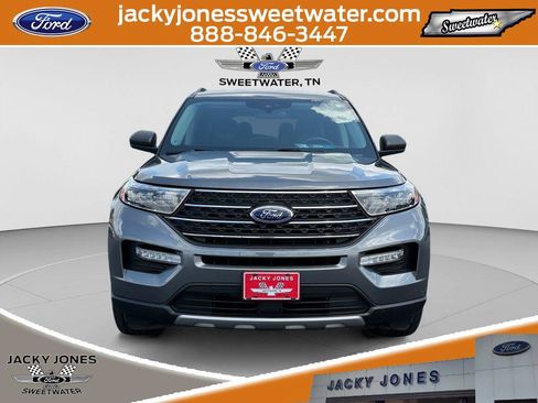 Certified 2023 Ford Explorer XLT w/ Equipment Group 202A AWD/4WD image 8