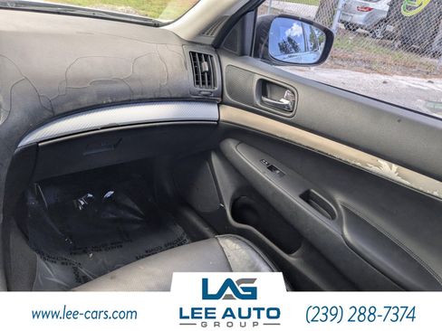 Used 2011 INFINITI G37 x w/ Premium Pkg image 13