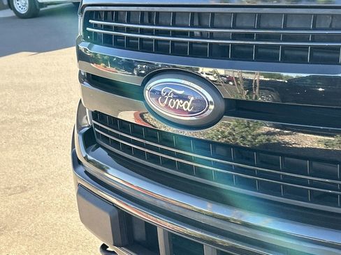 Used 2020 Ford F150 Lariat w/ Equipment Group 502A Luxury AWD/4WD image 31