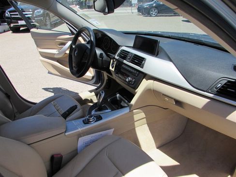 Used 2013 BMW 328i Sedan RWD image 26