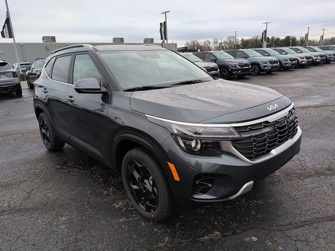 New 2026 Kia Seltos EX image 1