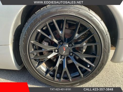 Used 1999 Chevrolet Corvette Coupe w/ Roof Pkg image 34