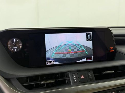 Used 2019 Lexus ES 350 w/ Accessory Package 2 FWD image 21