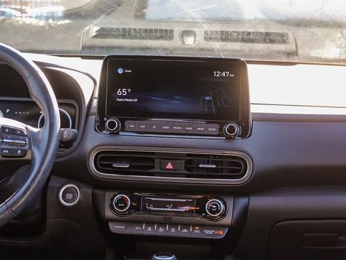 Certified 2022 Hyundai Kona Limited image 19