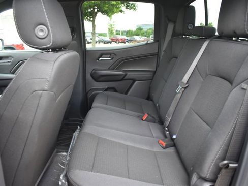 New 2026 Chevrolet Colorado LT w/ Advanced Trailering Package AWD/4WD image 17
