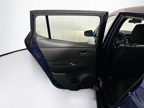 Used 2024 Nissan Leaf S FWD image 25