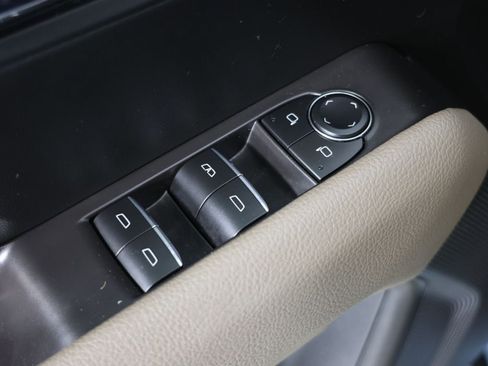Used 2026 GMC Canyon Denali AWD/4WD image 25