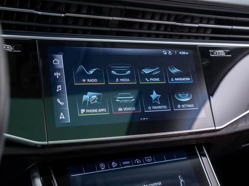 Used 2023 Audi Q7 3.0T Premium image 22