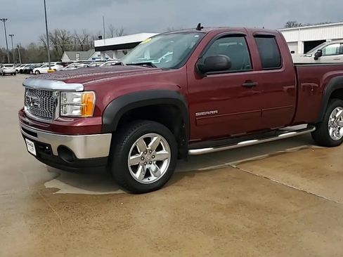 Used 2013 GMC Sierra 1500 SLE w/ Power Tech Package AWD/4WD image 4