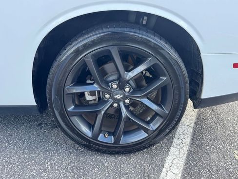 Used 2022 Dodge Challenger R/T w/ Blacktop Package image 31