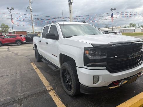 Used 2018 Chevrolet Silverado 1500 LTZ Z71 w/ Redline Edition image 1