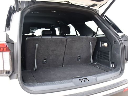 Used 2025 Ford Explorer ST-Line w/ ST-Line Street Pack AWD/4WD image 20