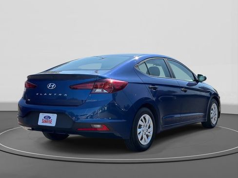 Used 2020 Hyundai Elantra SE FWD image 6