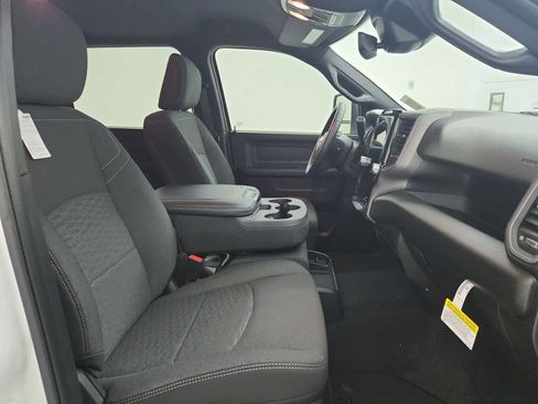New 2026 RAM 2500 Tradesman AWD/4WD image 33