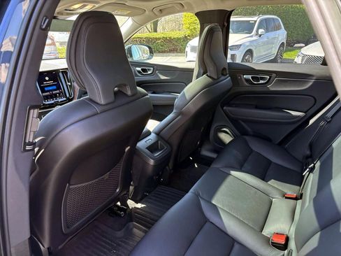 Used 2023 Volvo XC60 B5 Plus w/ Climate Package AWD/4WD image 26