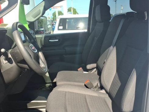 Used 2024 GMC Sierra 2500 Pro AWD/4WD image 7