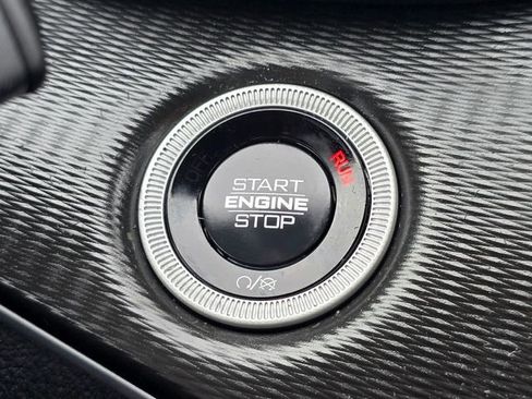 Used 2025 Jeep Grand Cherokee L Laredo w/ Luxury Tech Group I image 14