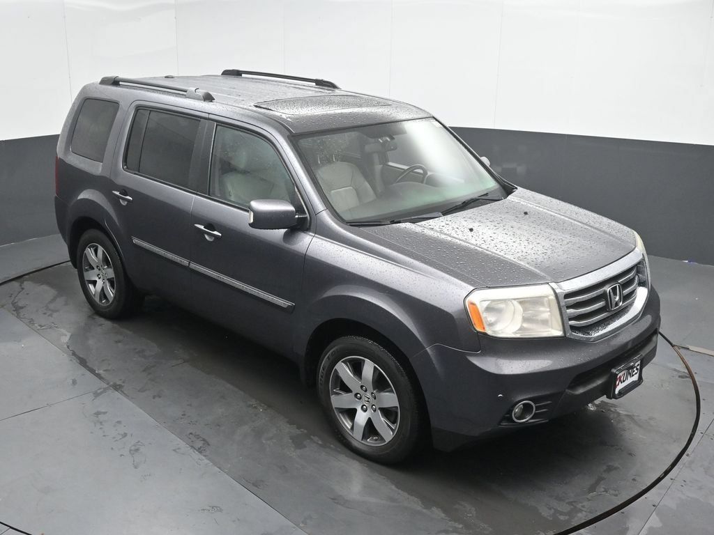Used 2015 Honda Pilot Touring image 25