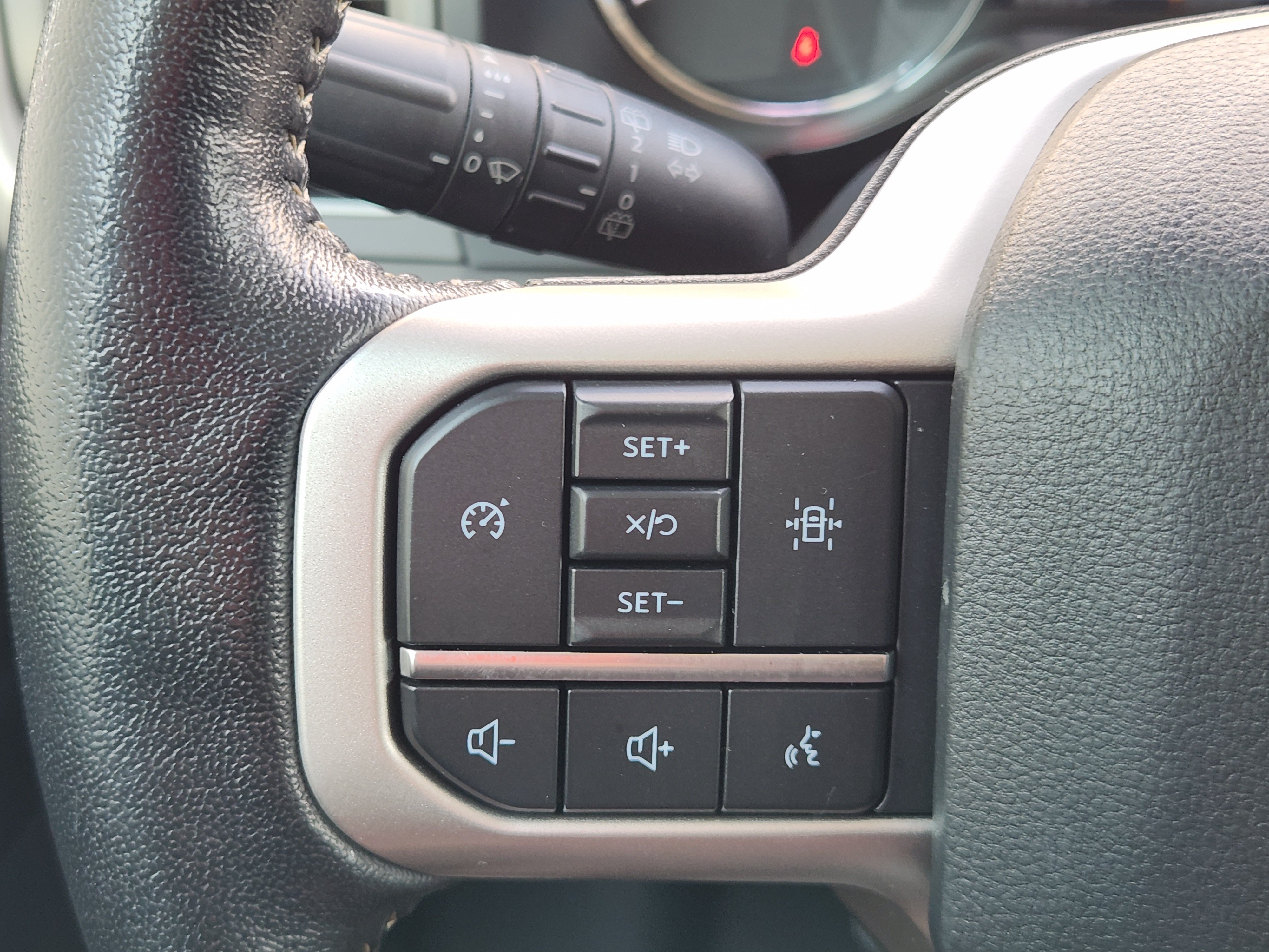 Used 2022 Ford Expedition Max XLT RWD image 28