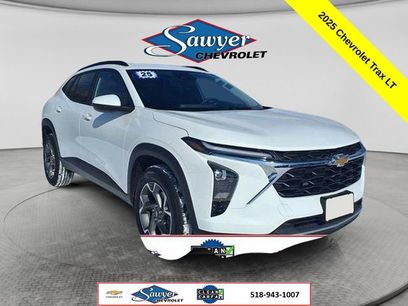 Used 2025 Chevrolet Trax LT w/ Driver Confidence Package