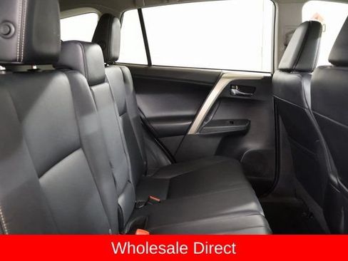 Used 2014 Toyota RAV4 Limited AWD/4WD image 29