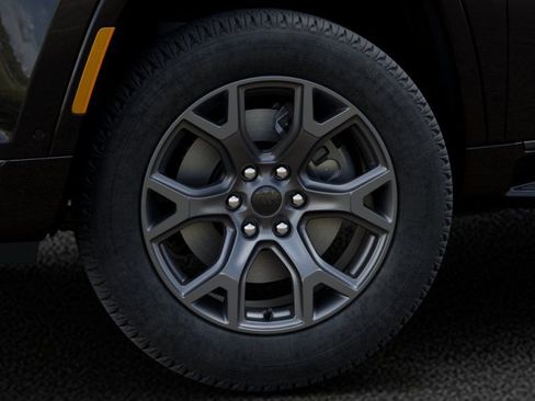 New 2026 Jeep Grand Wagoneer L Limited AWD/4WD image 8