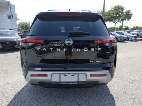 Certified 2024 Nissan Pathfinder SL AWD/4WD image 7