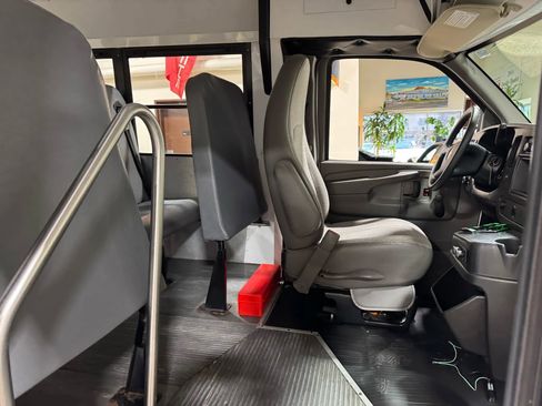 Used 2012 Chevrolet Express 3500 w/ School Bus Package image 52