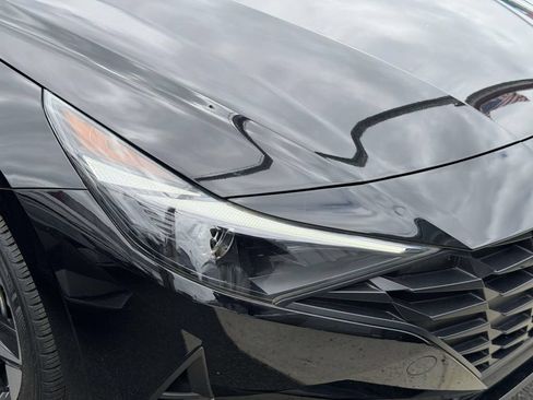 Certified 2023 Hyundai Elantra SEL w/ Convenience Package FWD image 8