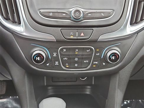 Certified 2024 Chevrolet Equinox LT image 14