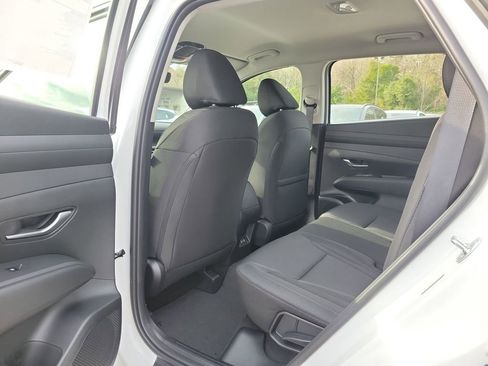 Used 2026 Hyundai Tucson SE FWD image 8