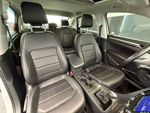 Used 2018 Volkswagen Passat 2.0T SE image 52