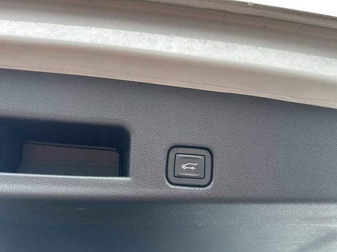 Used 2025 GMC Acadia AT4 w/ LPO, Floor Liner Package AWD/4WD image 24