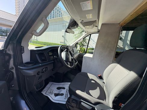 Used 2024 Ford Transit 250 148 Medium Roof Extended AWD w/ Load Area Protection Package image 11