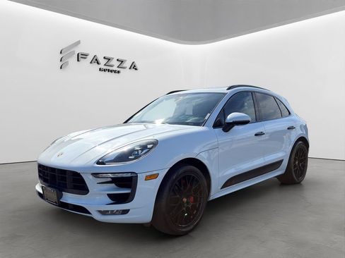 Used 2018 Porsche Macan GTS AWD/4WD image 1