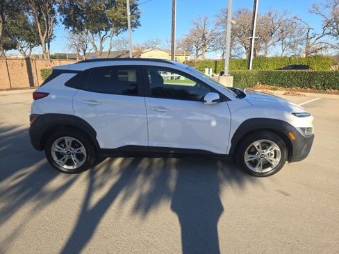 Used 2023 Hyundai Kona SEL w/ Cargo Package image 2