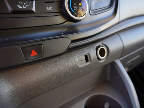 Used 2020 Ford Transit 250 Low Roof image 19