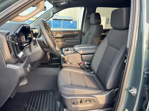 New 2025 Chevrolet Silverado 1500 LT image 23