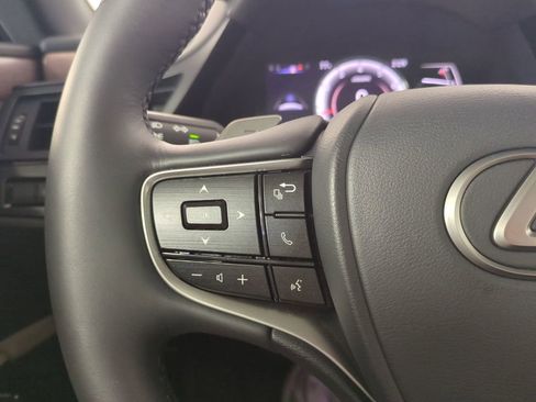 Used 2024 Lexus ES 350 w/ Premium Package image 30